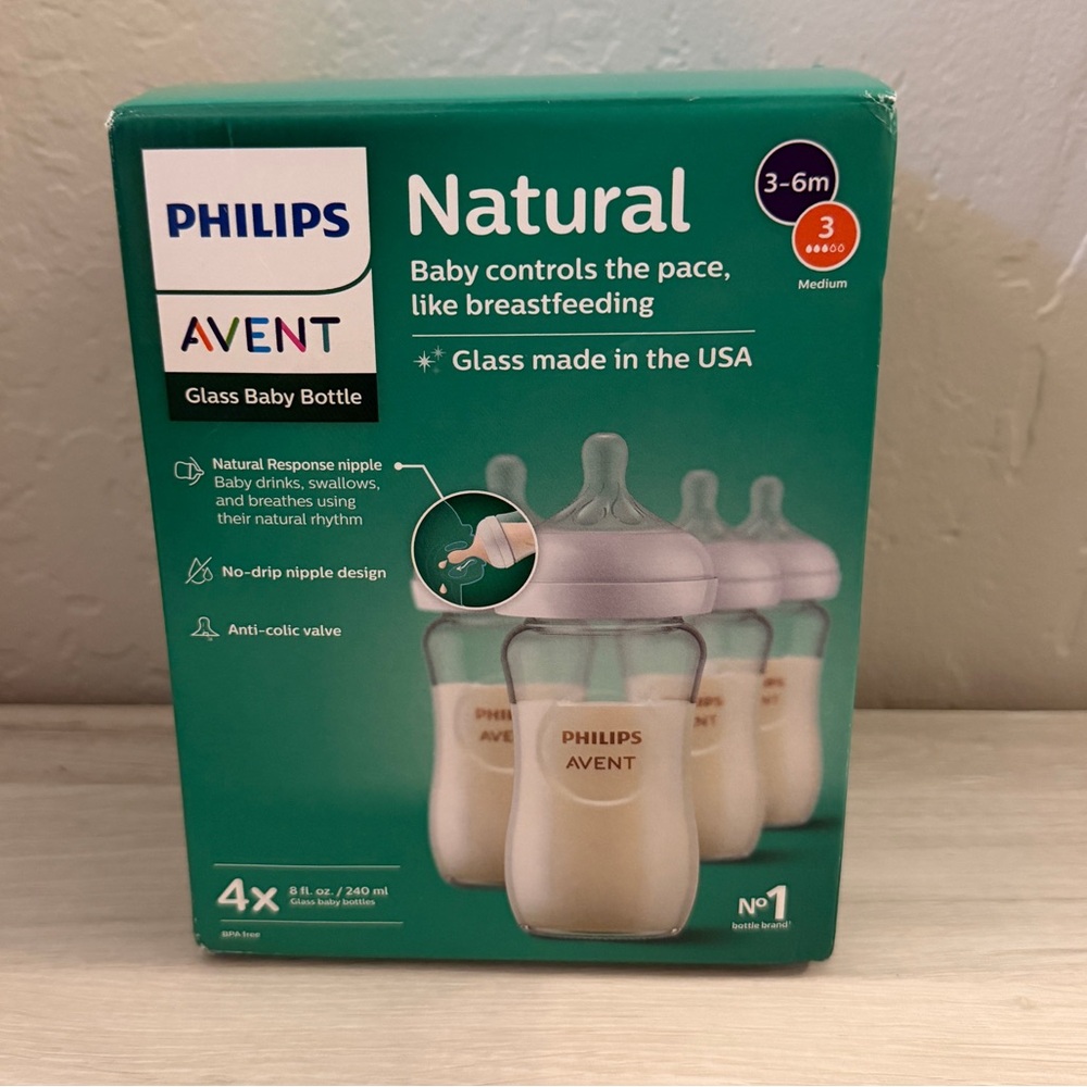 Philips Avent Natural Glass Baby Bottles (Medium Flow, Flow 3), 8oz, 4-Pack